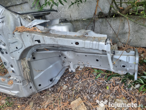 Lonjeron dreapta Ford Focus 2 Hatchback - Motorina 2008