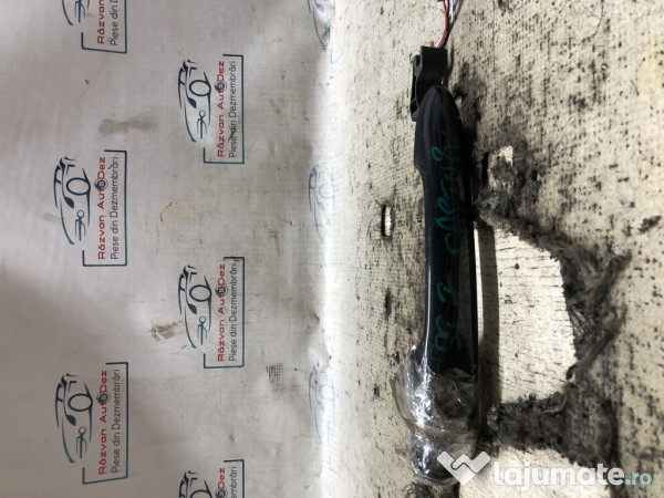 Maner exterior stanga fata Renault Captur 2015