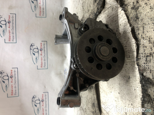 Pompa ulei Volkswagen Passat B6 2006