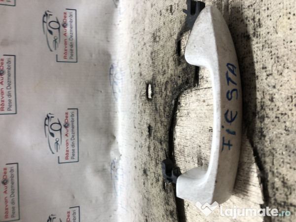 Maner exterior stanga fata Ford Fiesta 2010