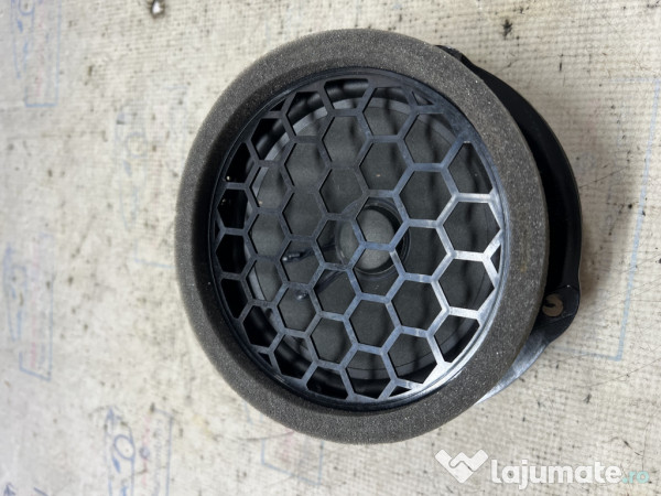 Boxa stanga spate Skoda Karoq 2018