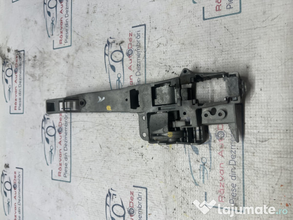 Suport maner exterior fata dreapta Citroen C4 2010