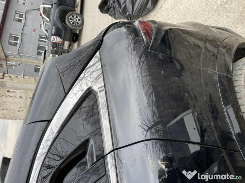 Aripa Stanga Spate Renault Megane 5 2024