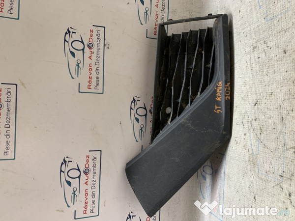 Grila proiector stanga Skoda Kamiq - Benzina 2024