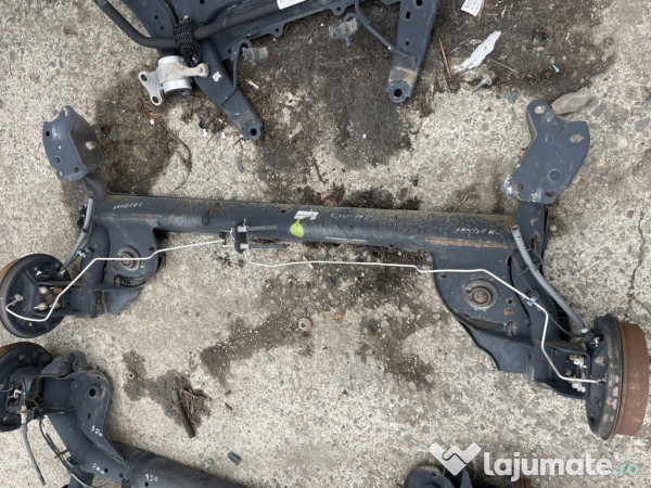 Punte spate Dacia Sandero 2 0.9 Benzina 2016