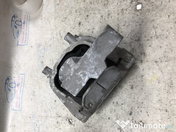 Suport tampon motor Audi Q3 2.0 Motorina 2012