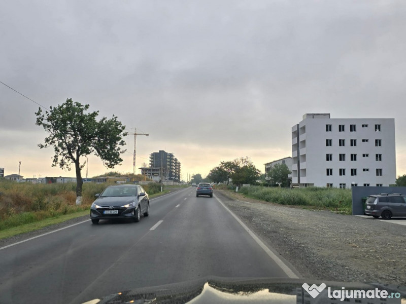 Teren de vanzare in Lazu 