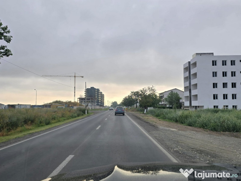 Teren de vanzare in Lazu 