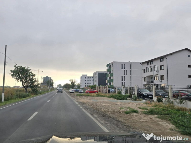 Teren de vanzare in Lazu 