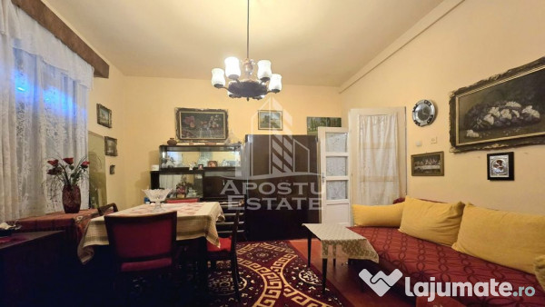 Casa individuala 3 camere, teren 678 mp Parneava 