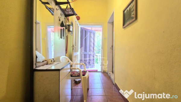 Casa individuala 3 camere, teren 678 mp Parneava 