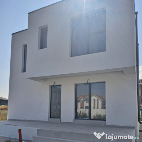 O casă nouă, o filă albă – în Lazu, la doar câțiva 