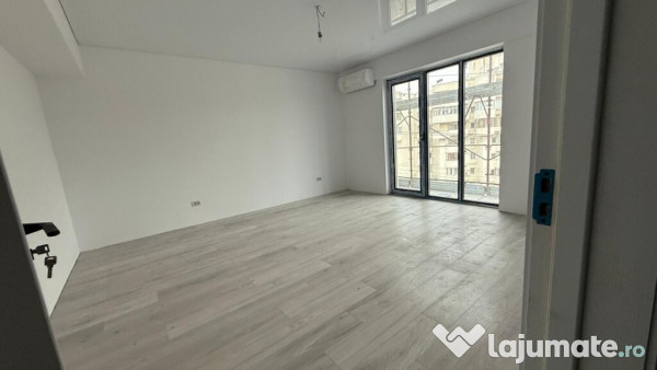 APARTAMENT DE , LA ROND VECHI IN NICOLINA, 37 m2 