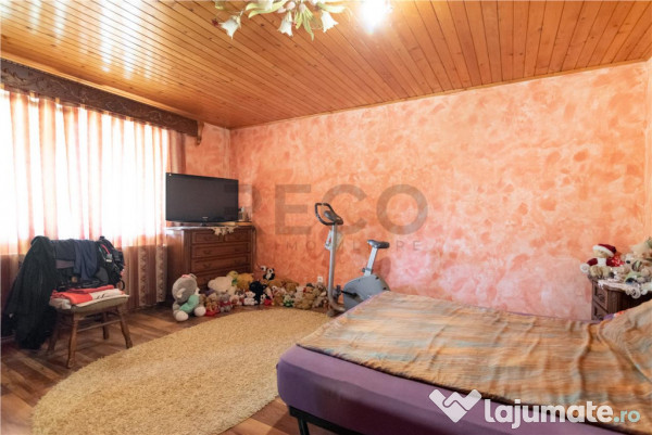 RECO Casa dubla cu teren generos 