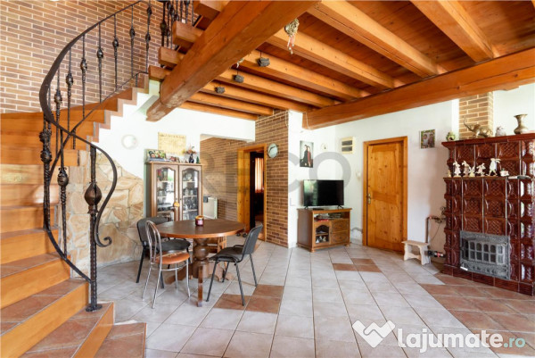 RECO Casa dubla cu teren generos 