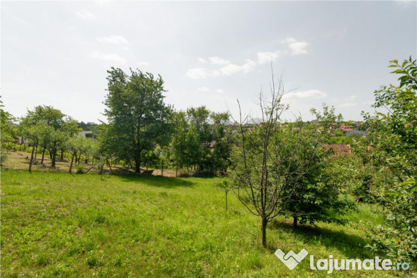 RECO Casa dubla cu teren generos 