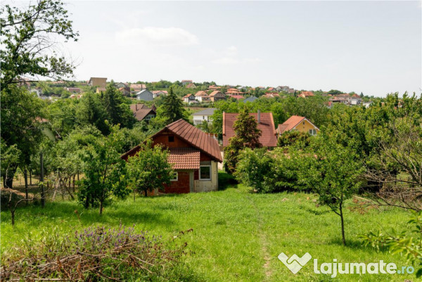 RECO Casa dubla cu teren generos 