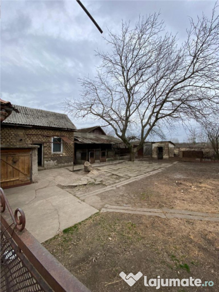 RECO Casa in Sacuieni la 25km de Marghita 