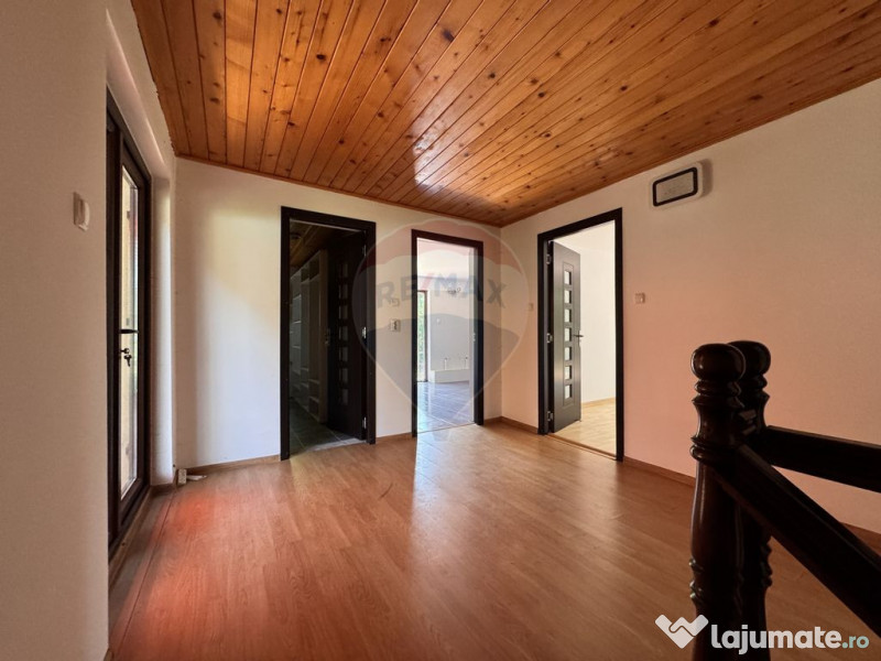 Casa cu teren generos – refugiul perfect în Paltinoasa...