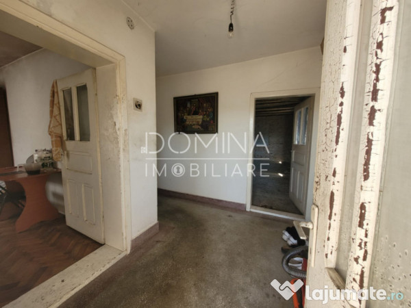 Casă cu teren impresionant în Târgu Jiu