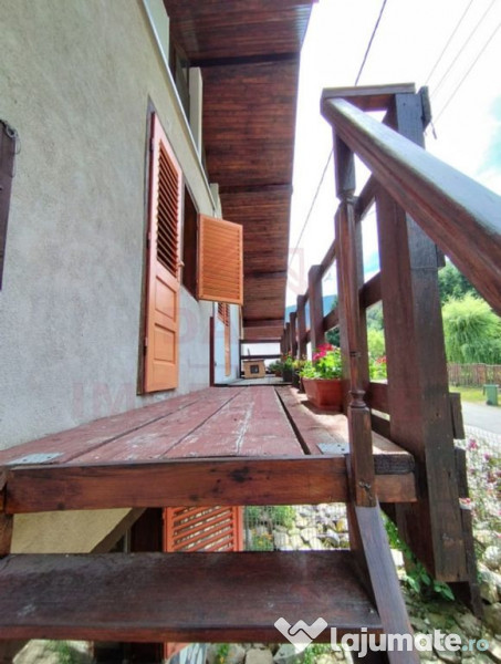 CASĂ DE VÂNZARE ÎN POUANA MĂRULUI,JUD. CARAȘ-SEVERIN