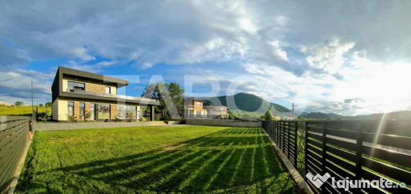 Casa moderna de inchiriat 5 camere cu teren si piscina Cisna