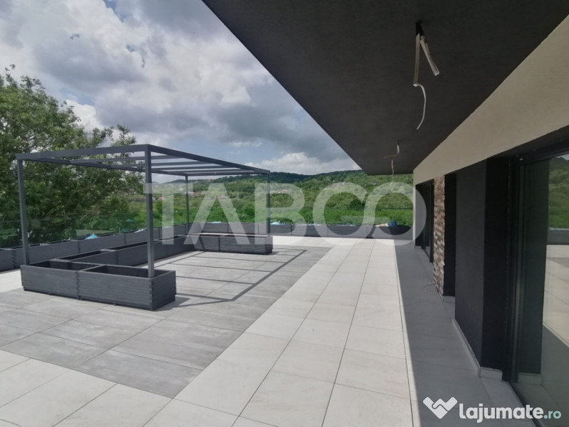 Casa moderna de inchiriat 5 camere cu teren si piscina Cisna