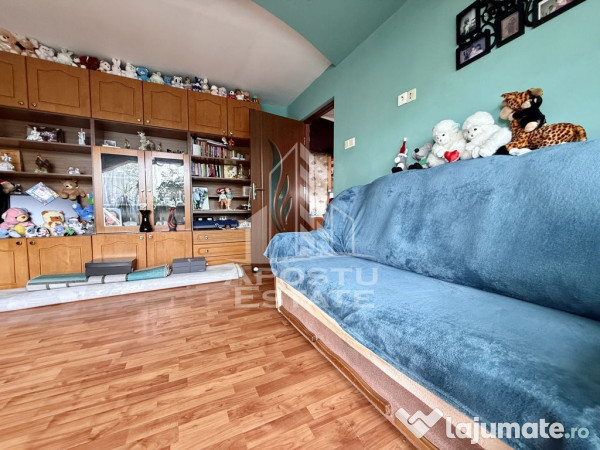 Apartament cu 2 camere, centrala proprie, zona Soarelui