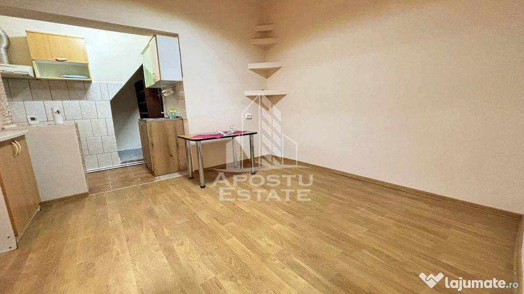 Apartament la curte comuna in zona Garii, renovat, centra...
