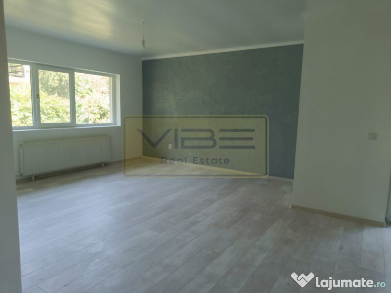 Popas Pacurari- 5 min de Atrium Garden- Vila 4 camere ren... 