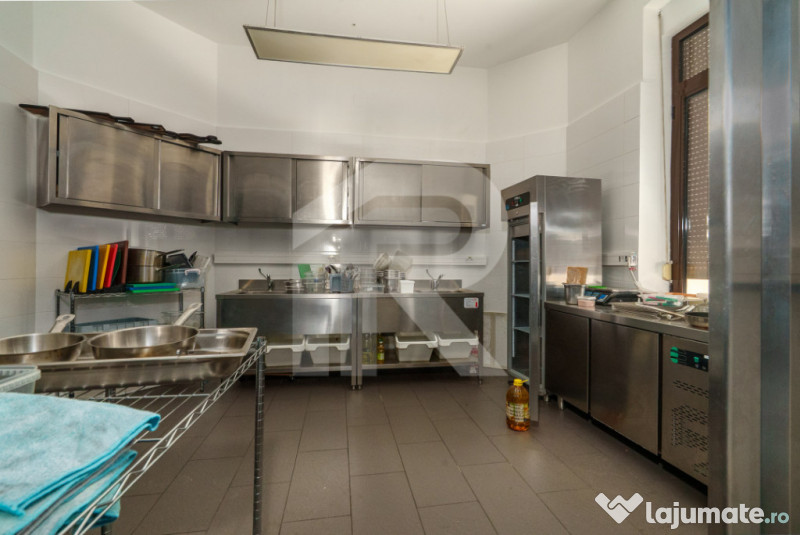 RESTAURANT DE VANZARE zona ARMENEASCA