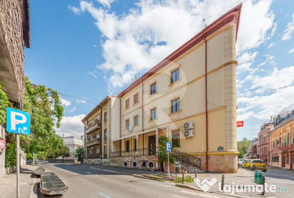 RESTAURANT DE VANZARE zona ARMENEASCA