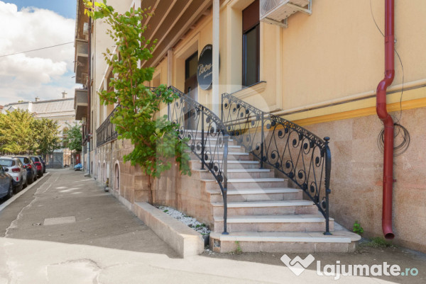 RESTAURANT DE VANZARE zona ARMENEASCA