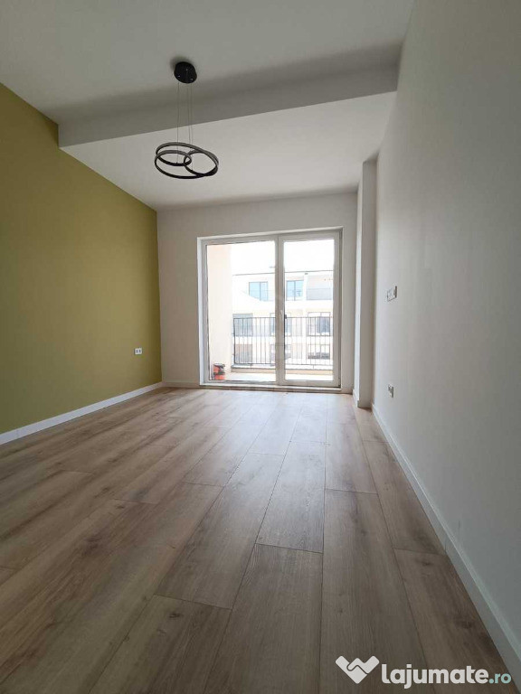 Apartament cu 3 camere,Eroilor,finisat, partial mobilat si utilat