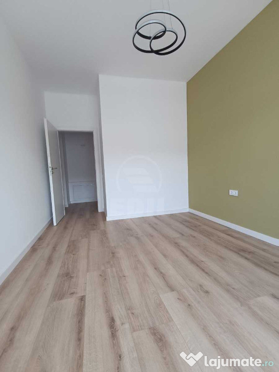 Apartament cu 3 camere,Eroilor,finisat, partial mobilat si utilat