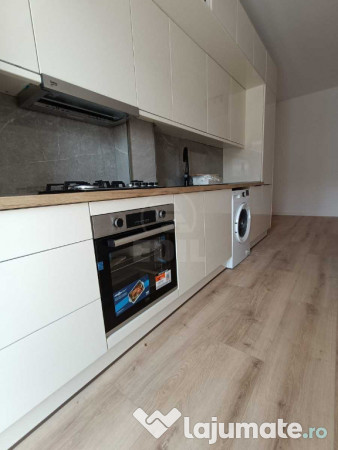 Apartament cu 3 camere,Eroilor,finisat, partial mobilat si utilat