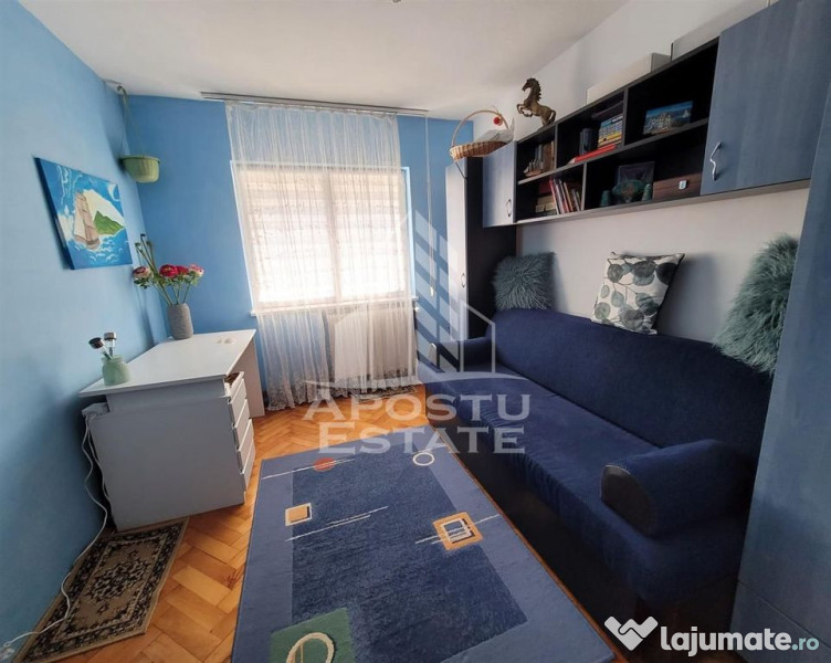 Apartament cu 3 camere, etaj intermediar, centrala propri... 