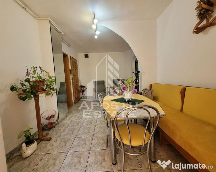 Apartament cu 3 camere, etaj intermediar, centrala propri... 
