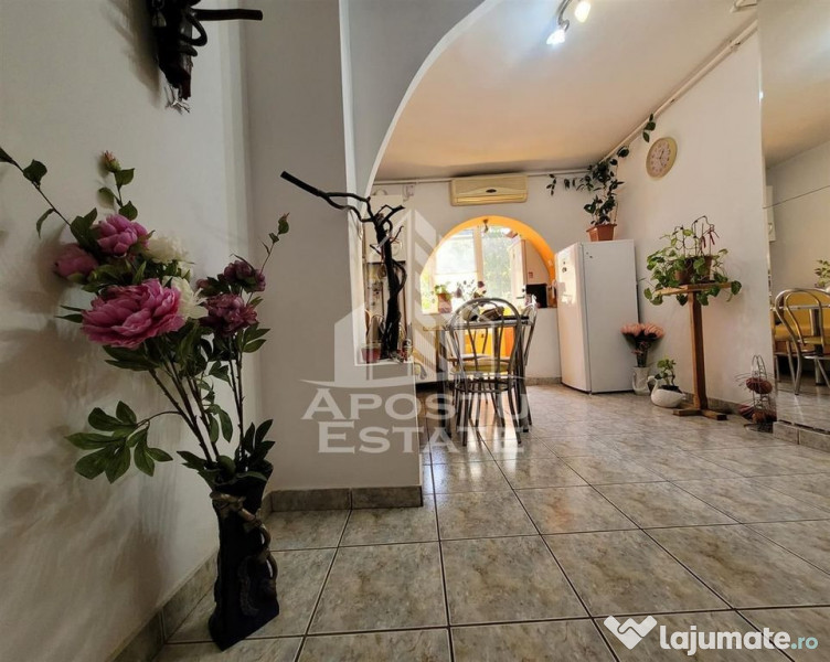 Apartament cu 3 camere, etaj intermediar, centrala propri... 