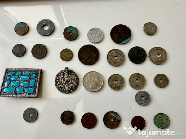 Bancnote și monede vechi 