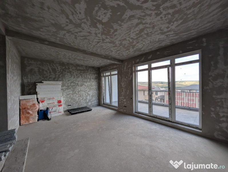 Duplex cu demisol open-space, 280 mp teren, Florești