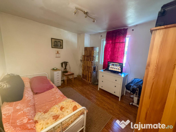 Casa de vacanta sau rezidenta in Adunati, buget redus 