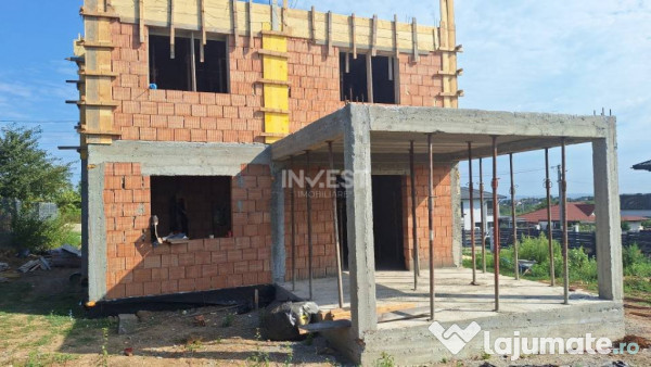 Casă Individuală cu 4 camere în apropriere de Iași