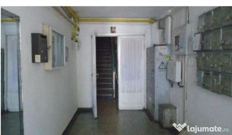 Apartament 3 camere Bacau cota 1/3, ID : R2724325 