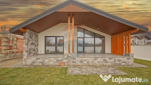 Comision 0 %! Casă cu 4 camere de vânzare în zona Stup... 