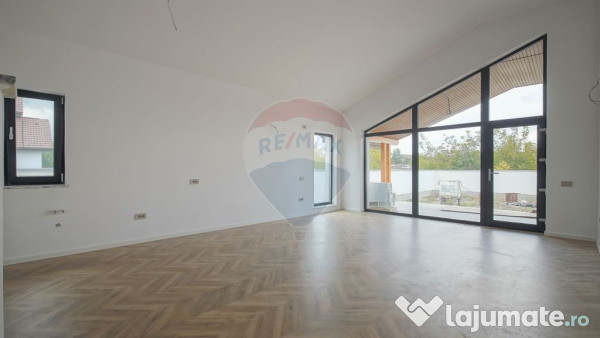 Comision 0 %! Casă cu 4 camere de vânzare în zona Stup... 