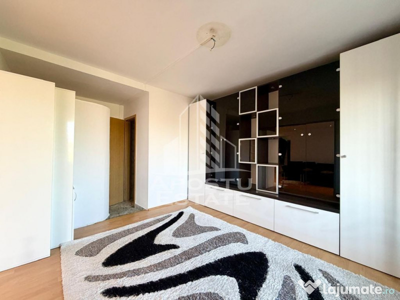 Apartament 4 camere, centrala proprie, 100Mp, Zona Doroba... 