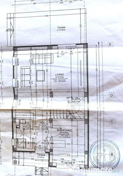 Vilă cochetă cu 3 dormitoare, balcon și 2 terase !