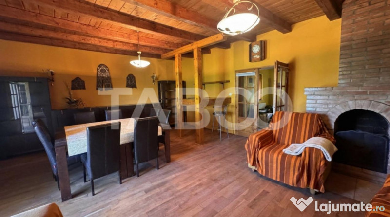 Casa de vanzare 6 camere loc de relaxare garaj teren 669 mp