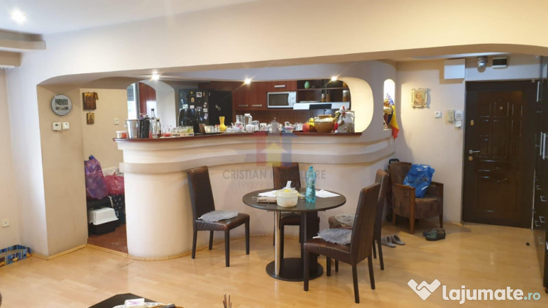 3 camere etaj 1, 2 balcoane, Mobilat si Utilat, decomandat, 